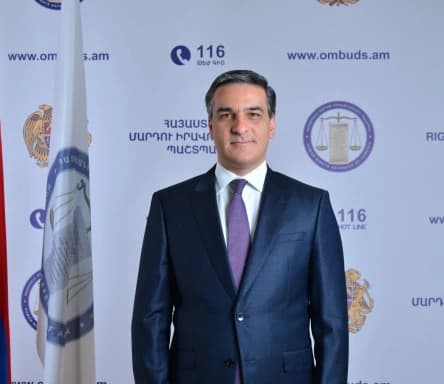 Արման Թաթոյան